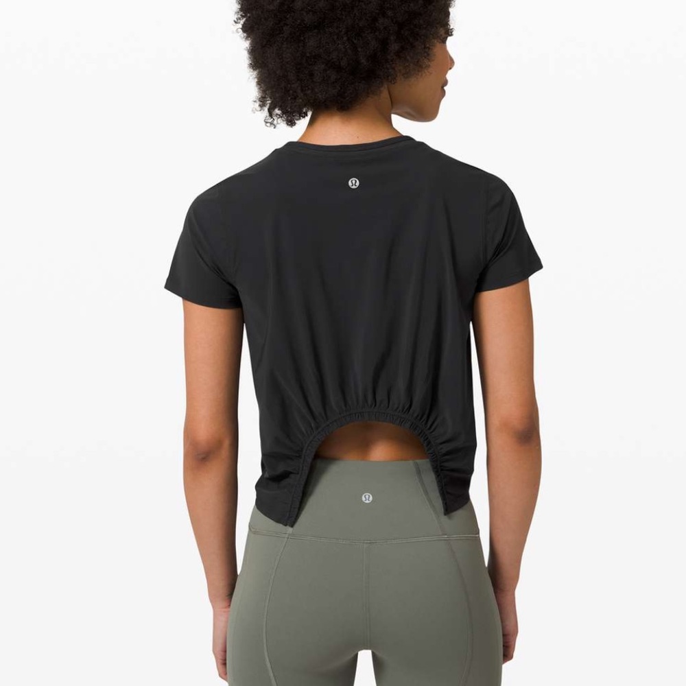 Lululemon top
